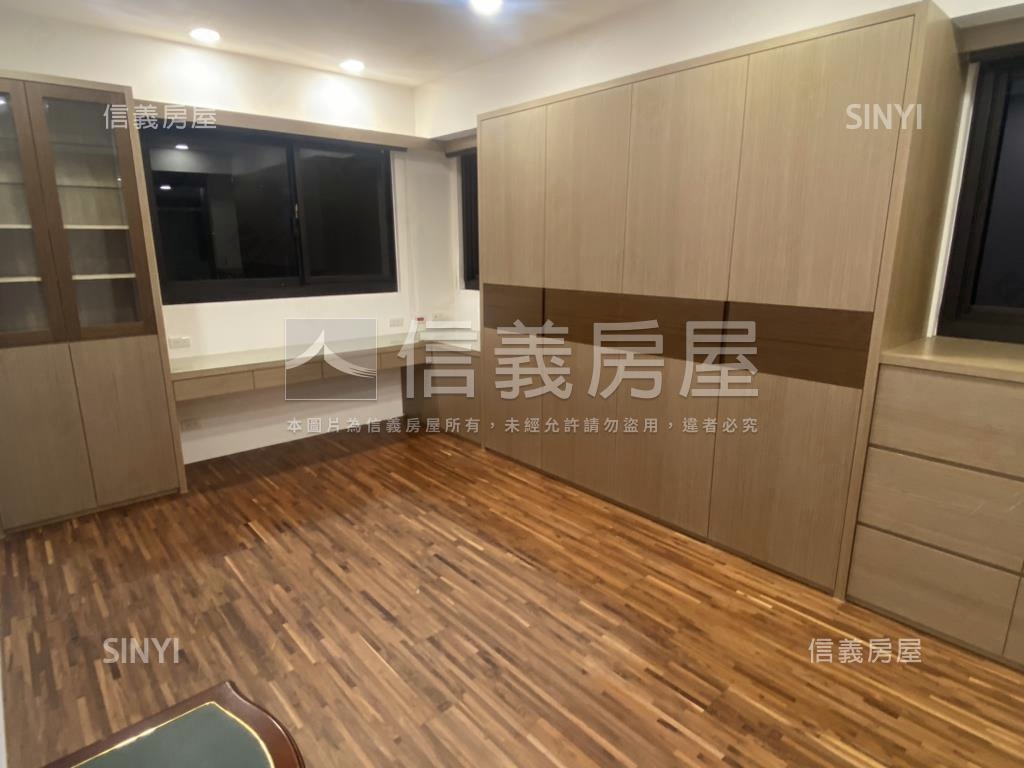 國美Ａ１四房車位好棒房屋室內格局與周邊環境