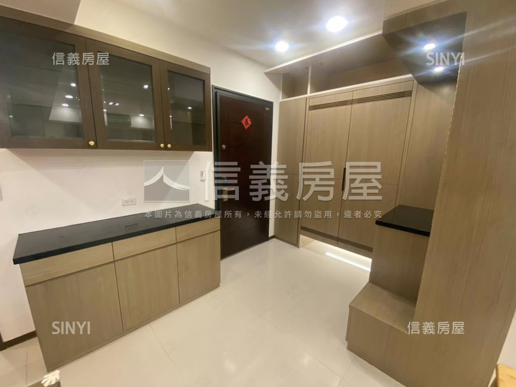 國美Ａ１四房車位好棒房屋室內格局與周邊環境