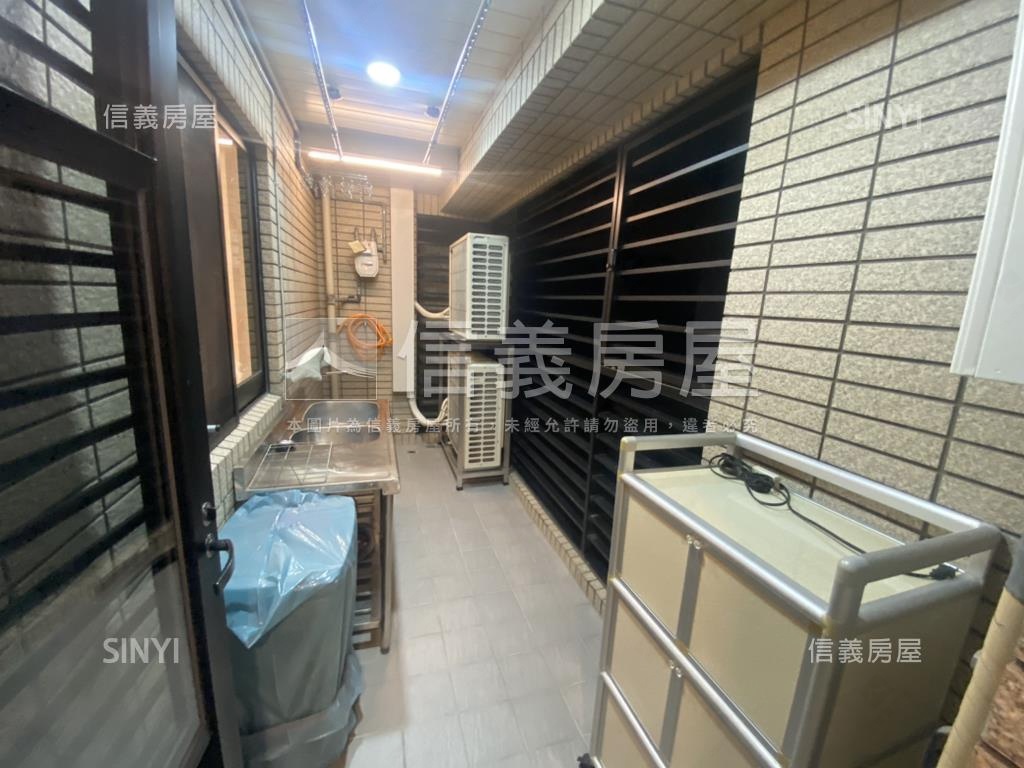 國美Ａ１四房車位好棒房屋室內格局與周邊環境