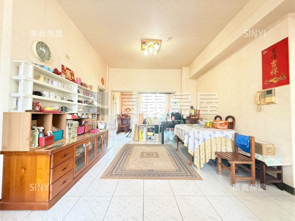 ”春之霖”大四房房屋室內格局與周邊環境