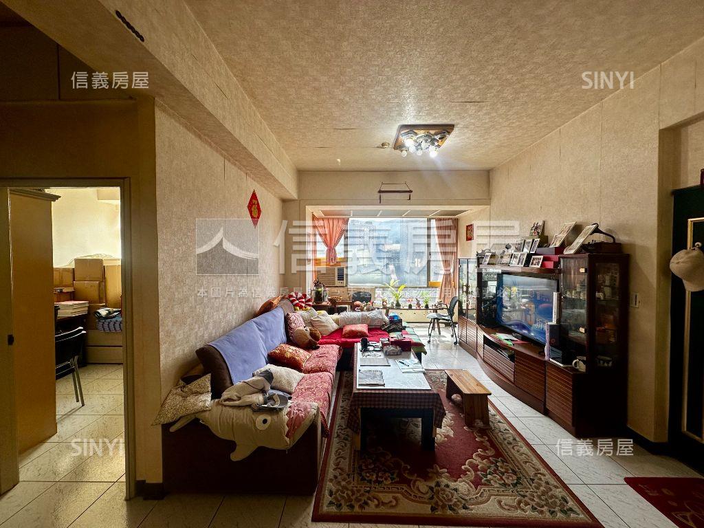 ”春之霖”大四房房屋室內格局與周邊環境