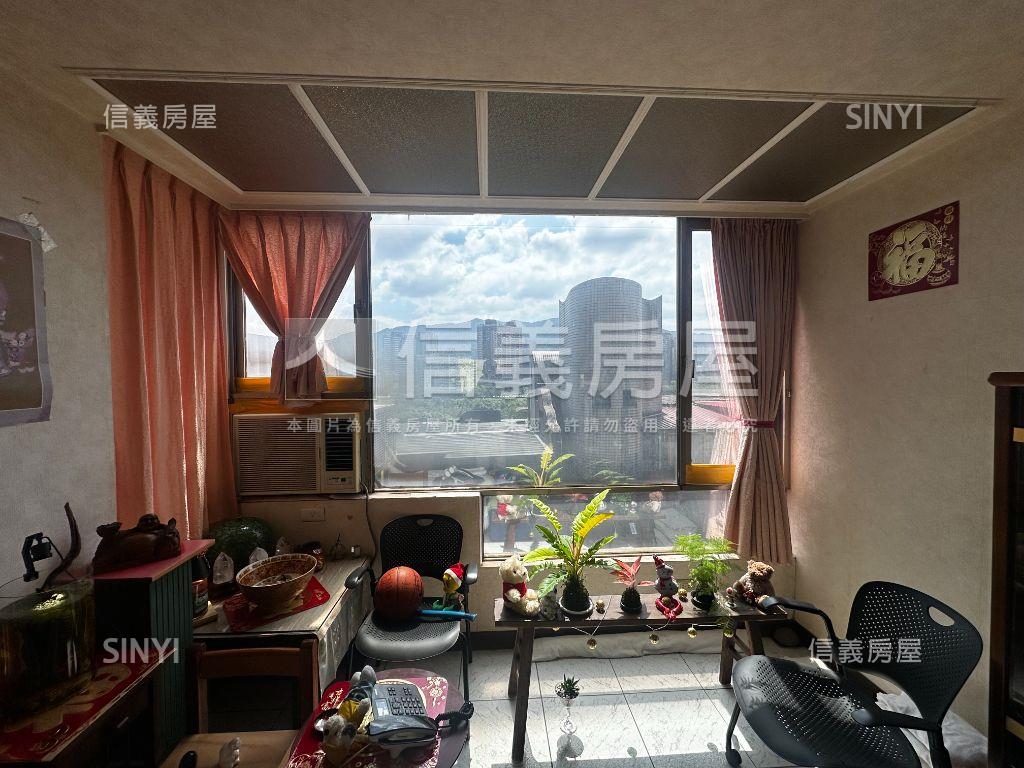 ”春之霖”大四房房屋室內格局與周邊環境