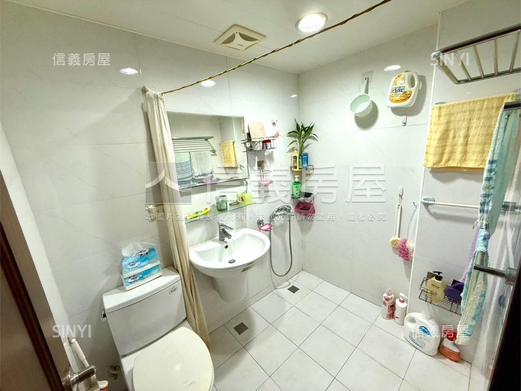 近內科近捷運雙併二樓公寓房屋室內格局與周邊環境