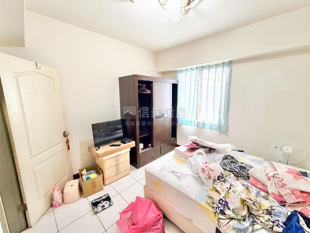 專任中興商圈正三房房屋室內格局與周邊環境