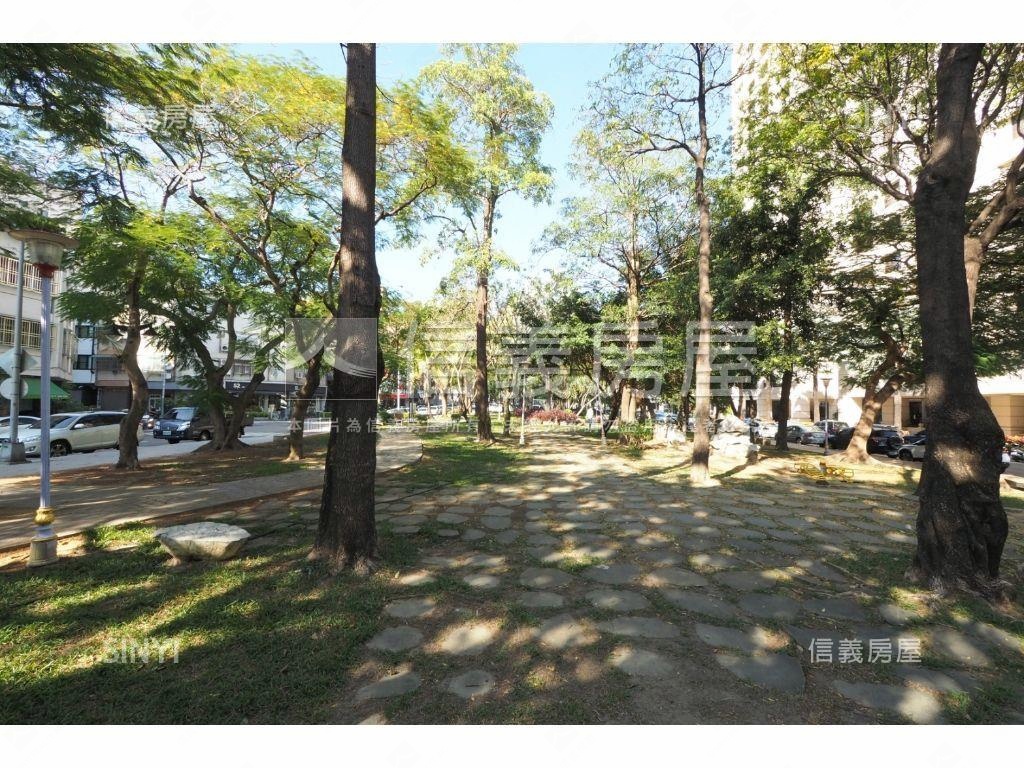 現代北歐風四房附平面車位房屋室內格局與周邊環境