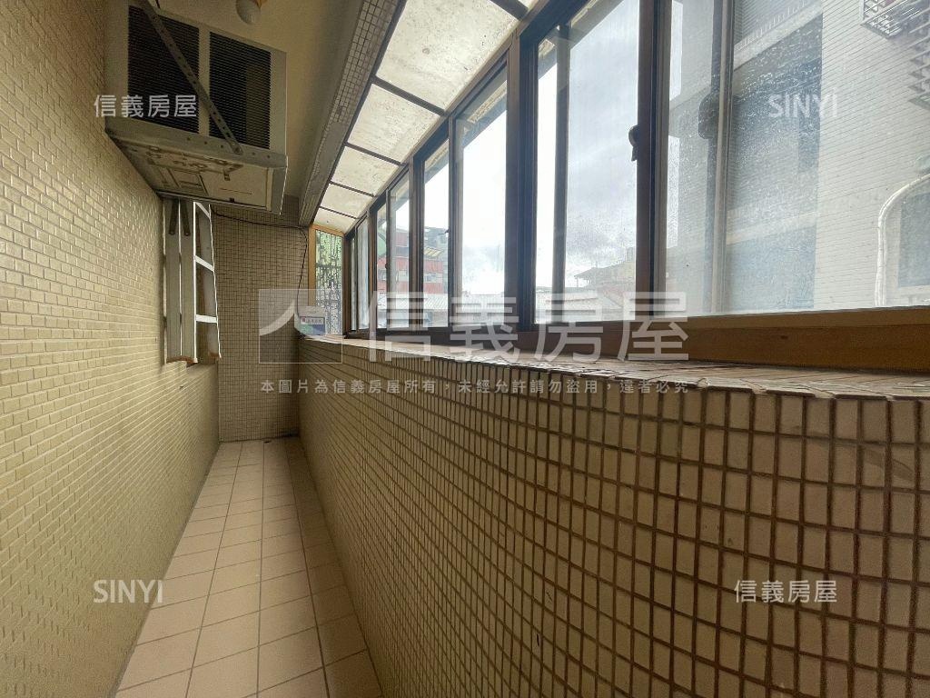 屋況佳大空間三樓房屋室內格局與周邊環境