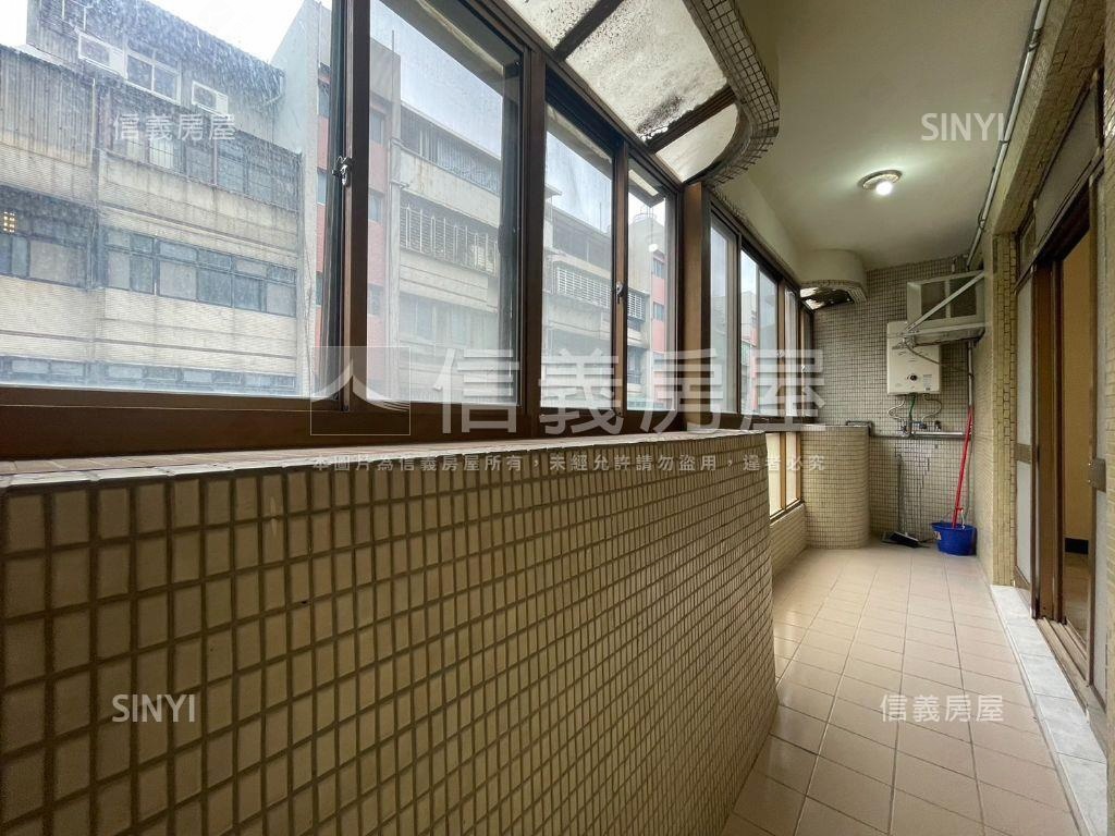 屋況佳大空間三樓房屋室內格局與周邊環境