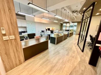 【新接】大都會企業大樓