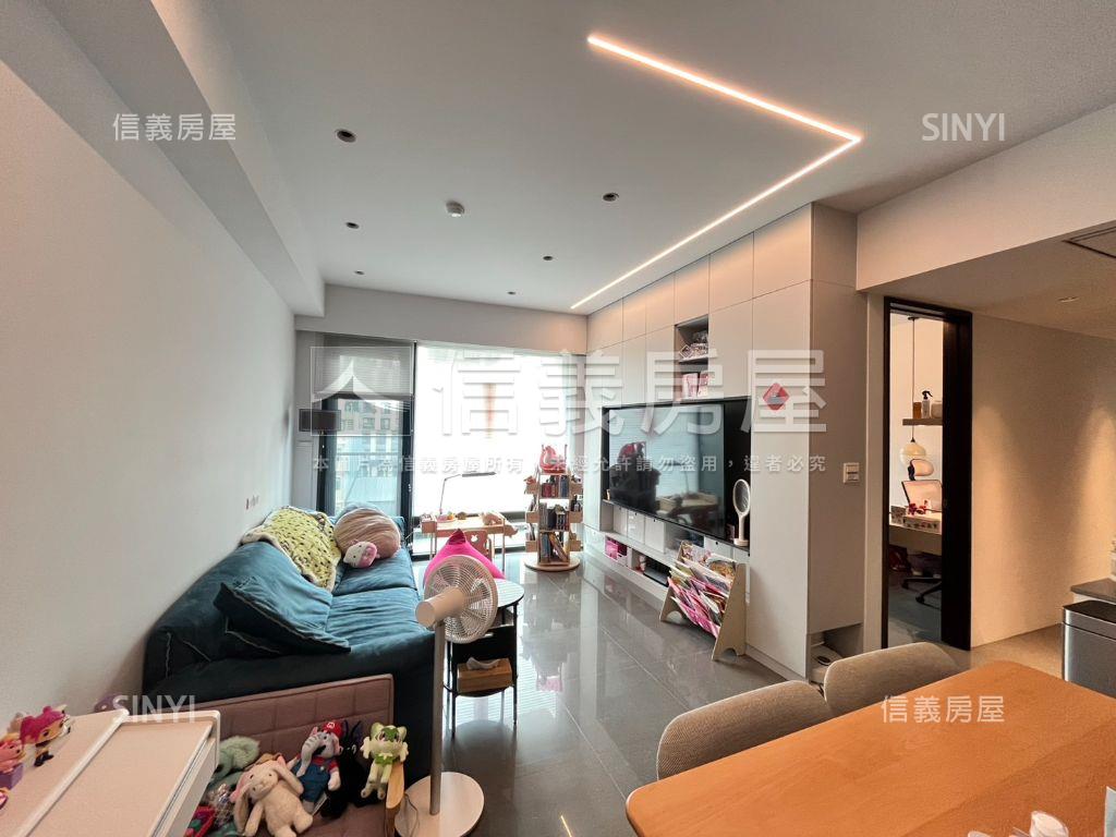 ８心８見質感３房房屋室內格局與周邊環境