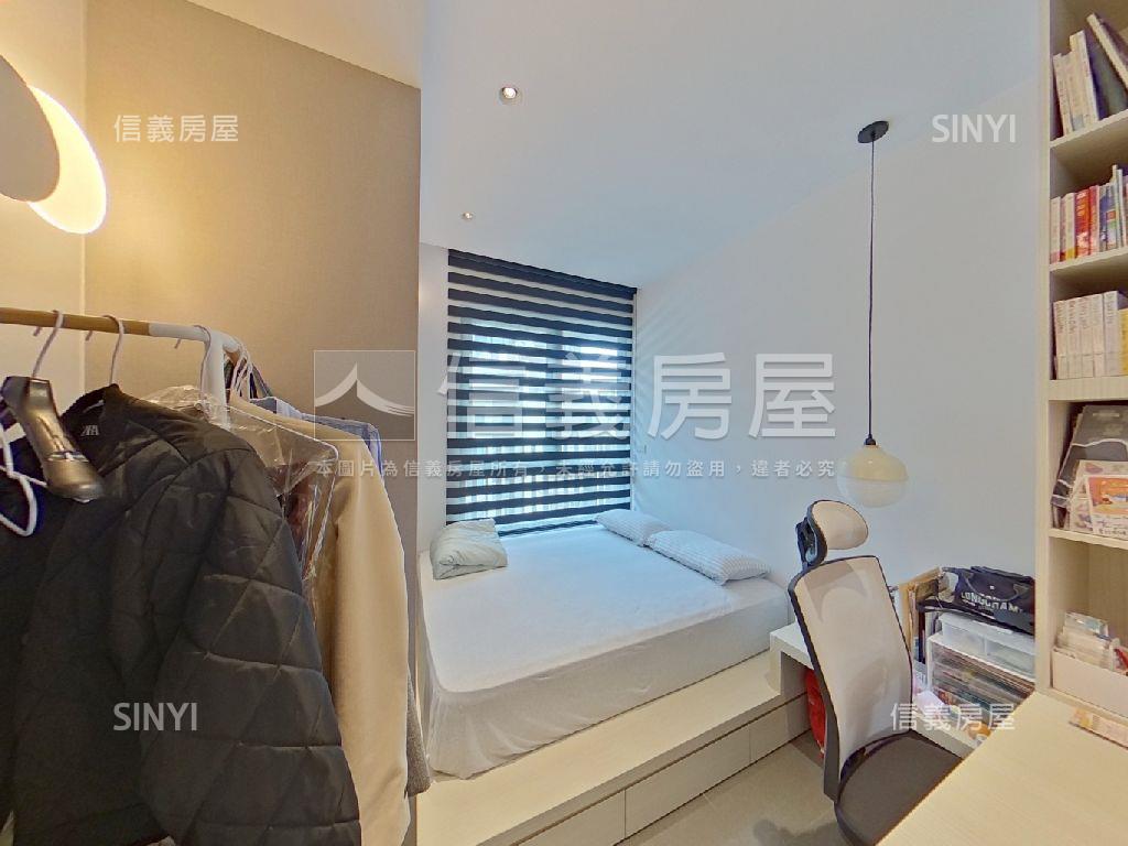 ８心８見質感３房房屋室內格局與周邊環境