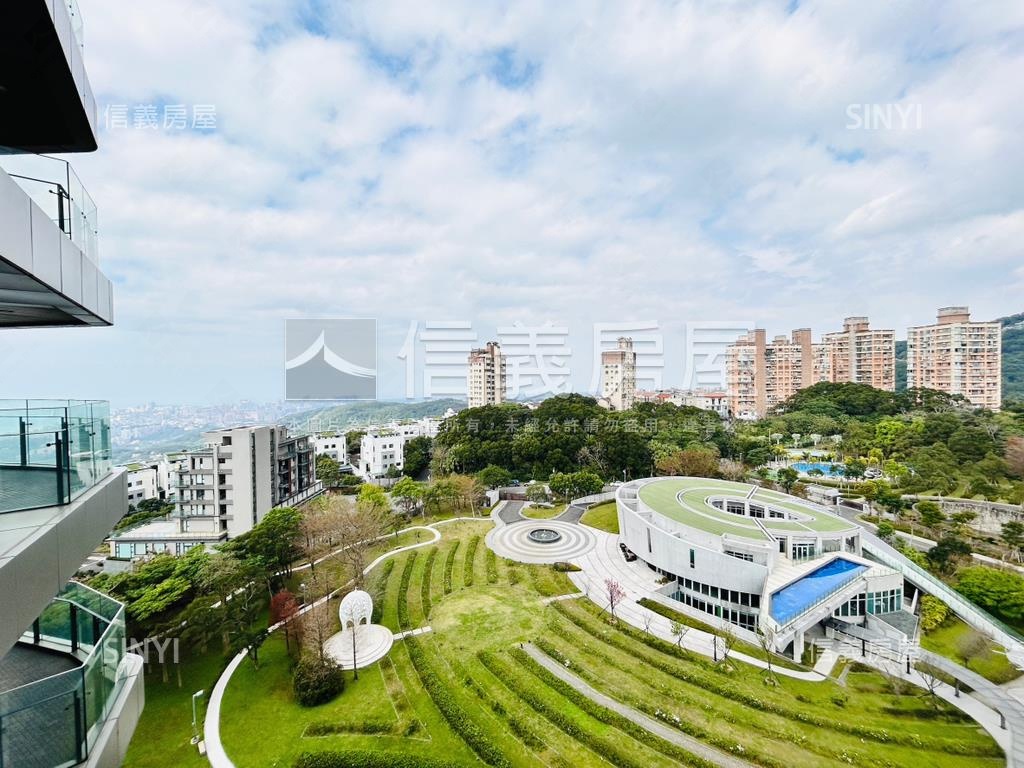 層峰景觀新裝潢質感兩房房屋室內格局與周邊環境
