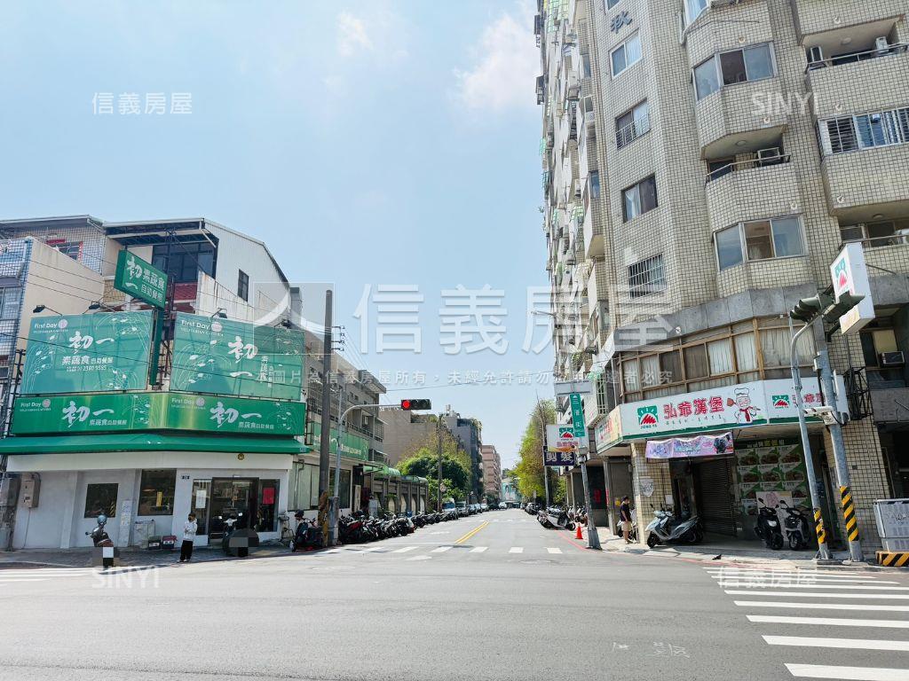 正向上路黃金透店稀有釋出房屋室內格局與周邊環境