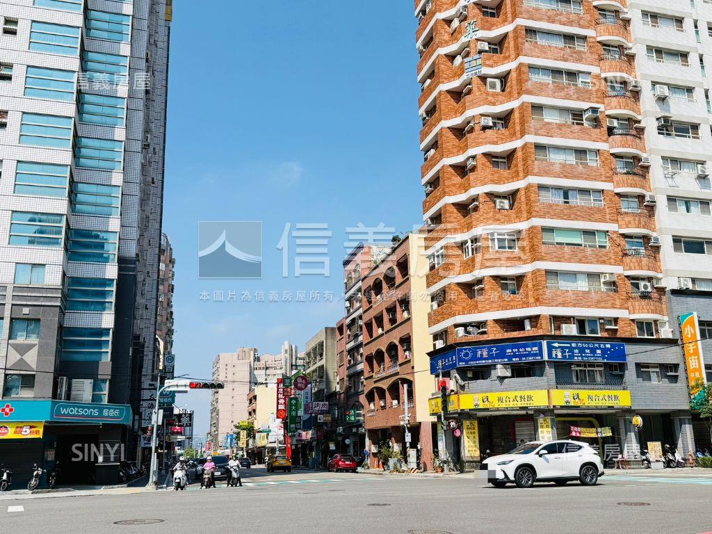 正向上路黃金透店稀有釋出房屋室內格局與周邊環境