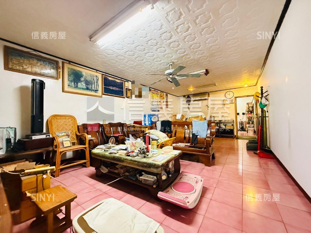 正向上路黃金透店稀有釋出房屋室內格局與周邊環境