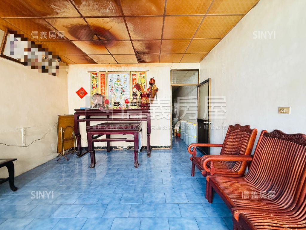 正向上路黃金透店稀有釋出房屋室內格局與周邊環境