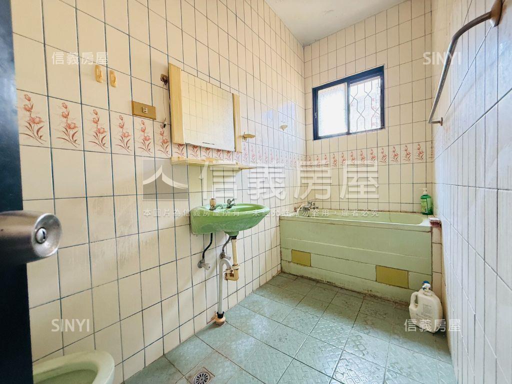 正向上路黃金透店稀有釋出房屋室內格局與周邊環境