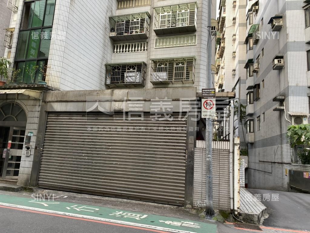明湖邊間大空間金店面房屋室內格局與周邊環境