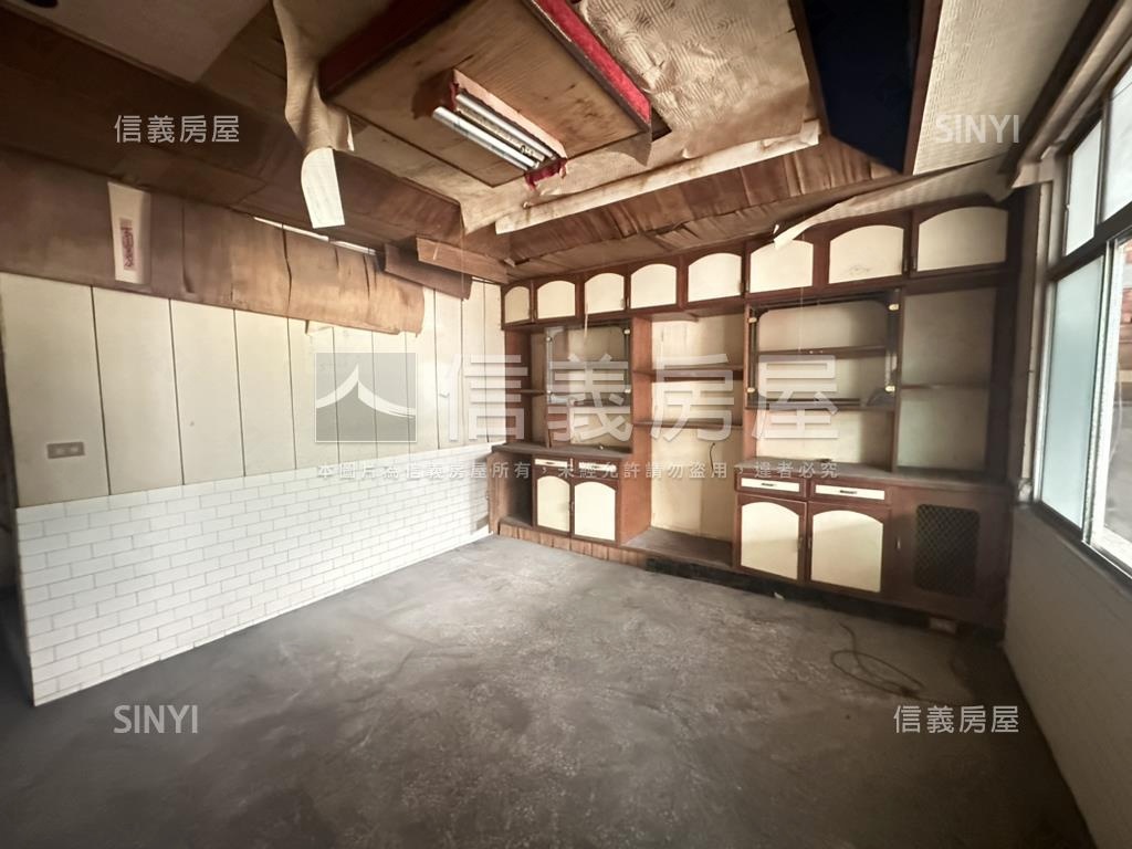 湖內｜透天房屋室內格局與周邊環境