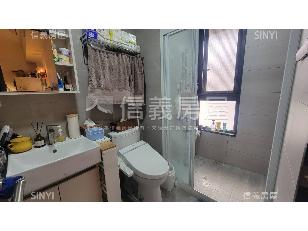 德億樂。二房二衛有車位房屋室內格局與周邊環境
