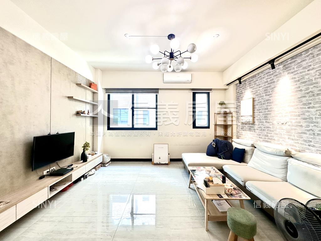 仁武輕屋齡精美車墅房屋室內格局與周邊環境