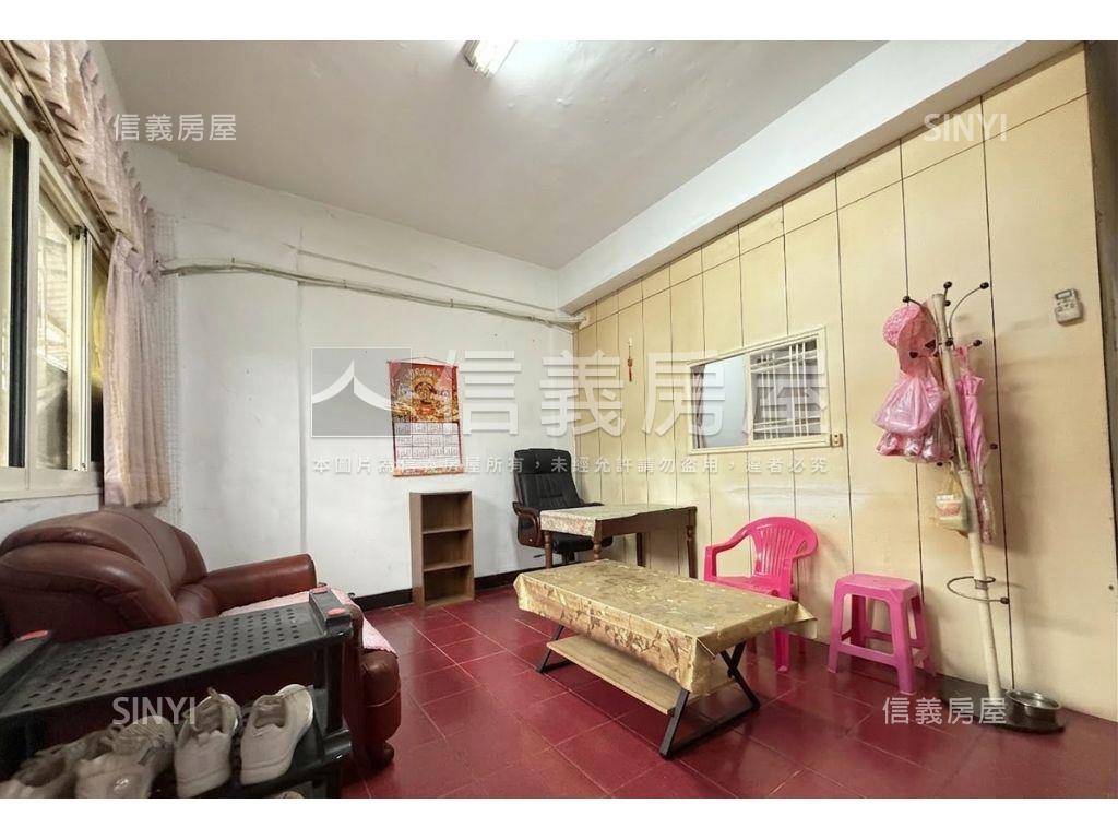 高城七街兩房一樓房屋室內格局與周邊環境