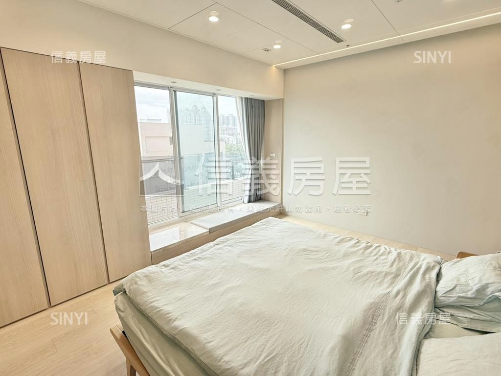 日暮河景豪氣雲鼎三房平車房屋室內格局與周邊環境