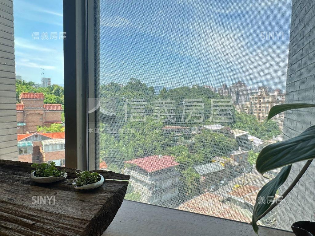 考試院挑高採光雅居房屋室內格局與周邊環境