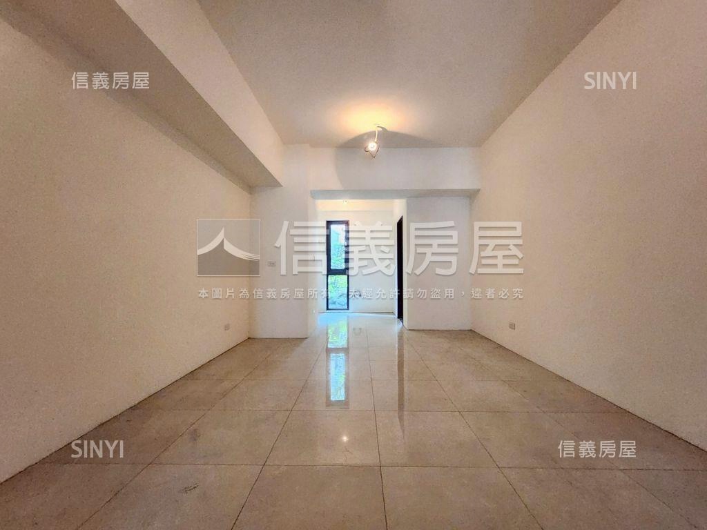 東運御光黃金店面房屋室內格局與周邊環境