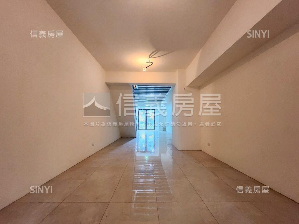 東運御光黃金店面房屋室內格局與周邊環境