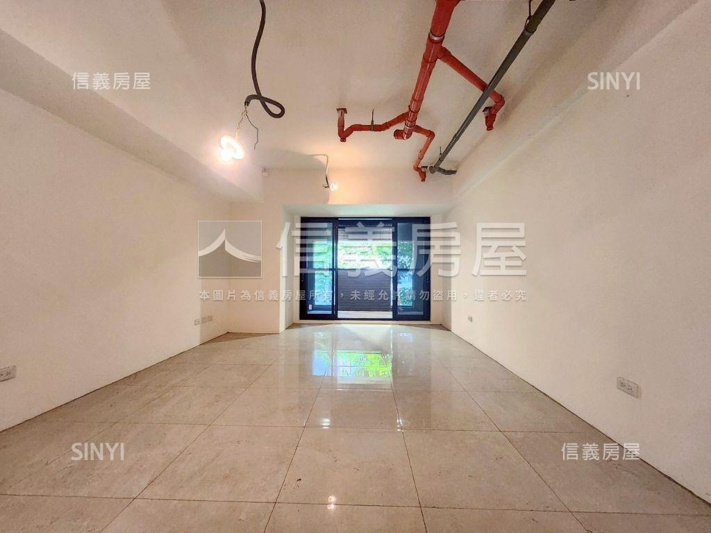 東運御光黃金店面房屋室內格局與周邊環境