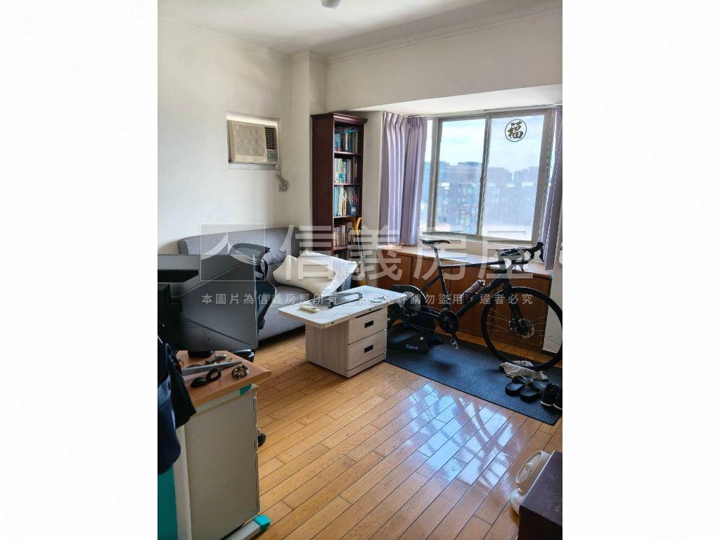 樓中樓景觀帝王戶房屋室內格局與周邊環境