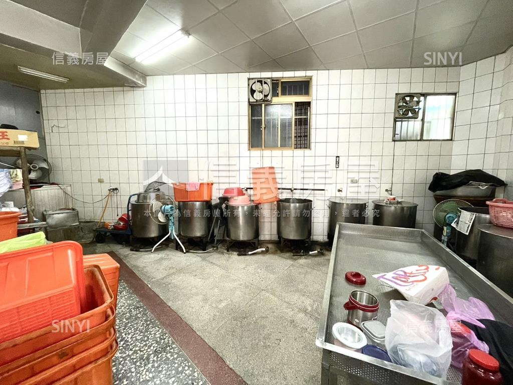 鷺江黃金店面房屋室內格局與周邊環境