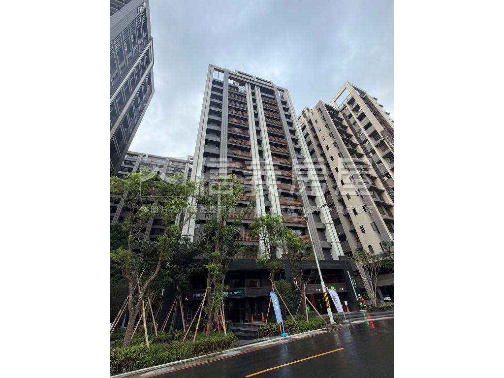 紅布朗花園三房車房屋室內格局與周邊環境