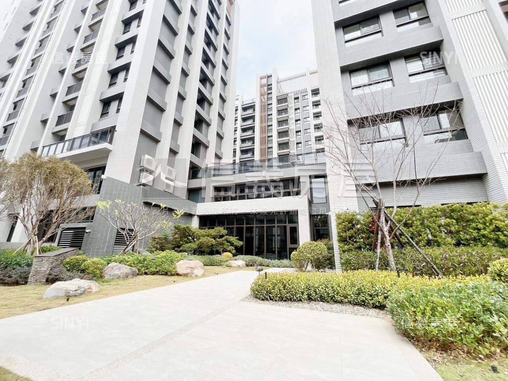 近１４期２房雙衛浴視野戶房屋室內格局與周邊環境