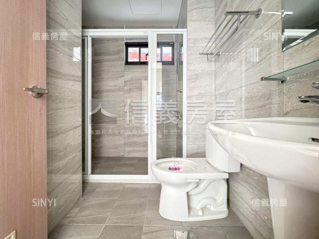 稀有挑高星都滙房屋室內格局與周邊環境