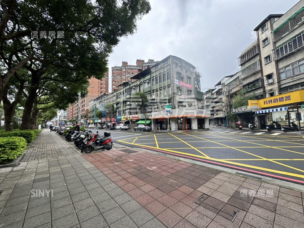 四號公園旁１樓店面房屋室內格局與周邊環境