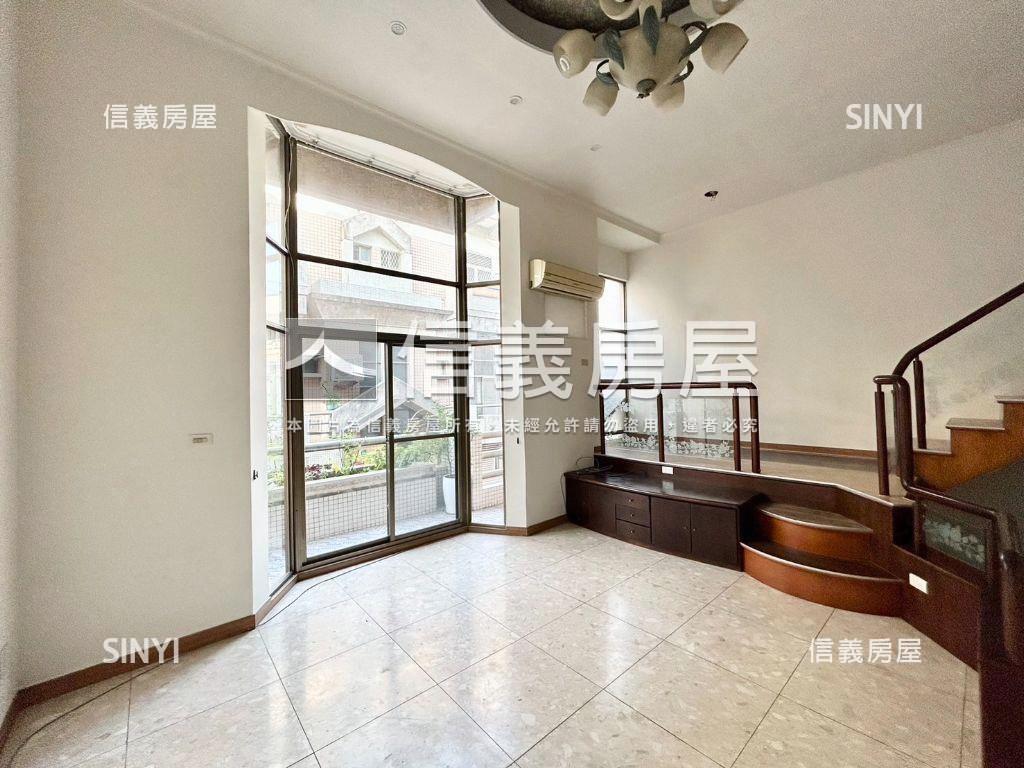 賢北溫馨明亮車墅房屋室內格局與周邊環境