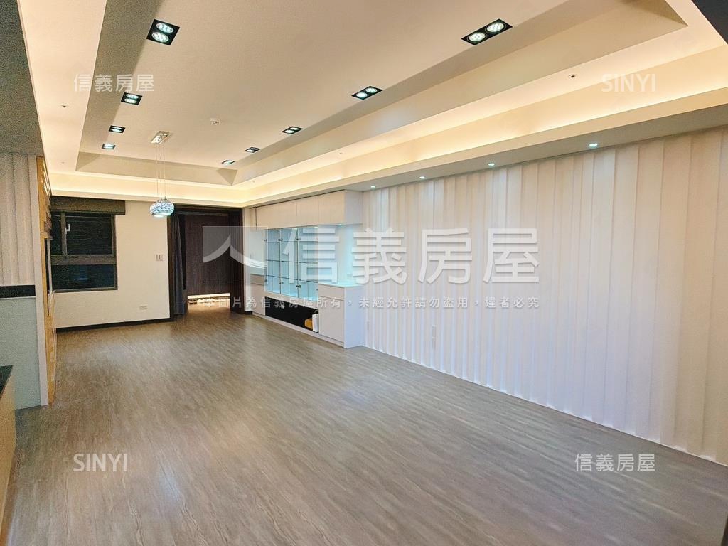 湛然豪景四房車位房屋室內格局與周邊環境