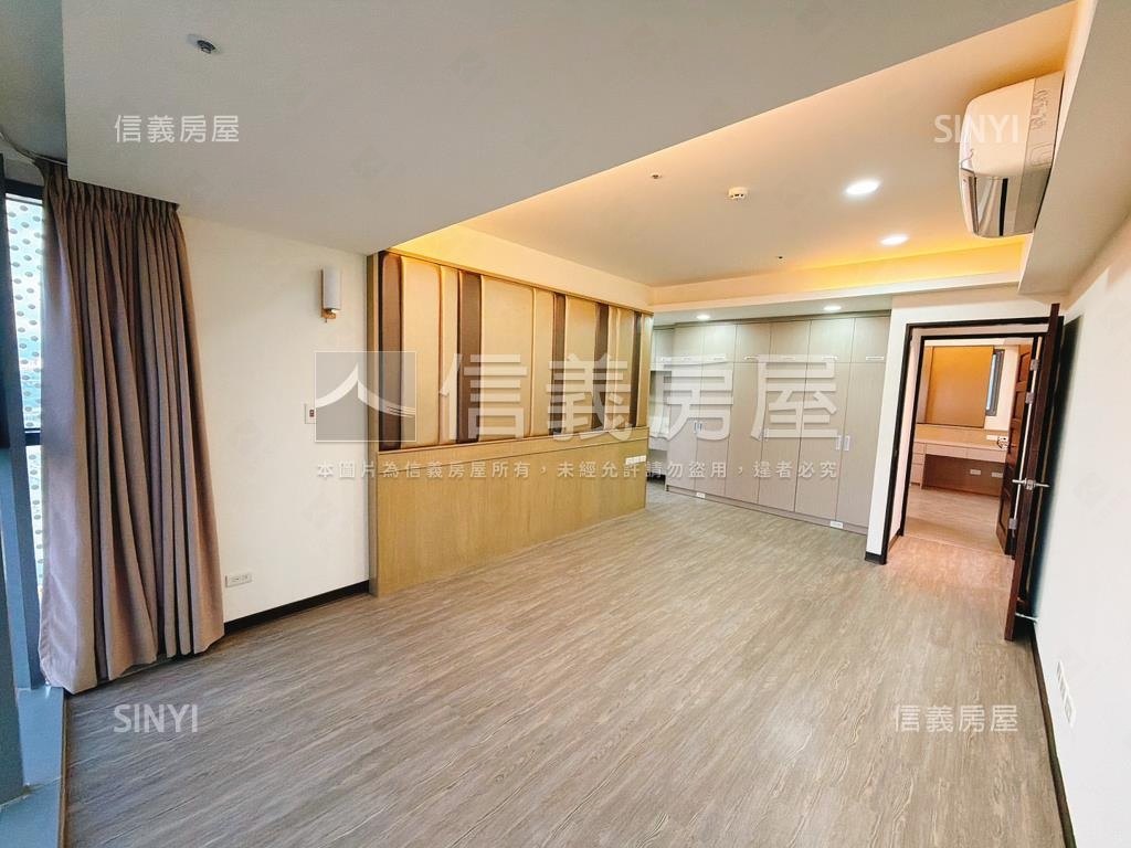 湛然豪景四房車位房屋室內格局與周邊環境