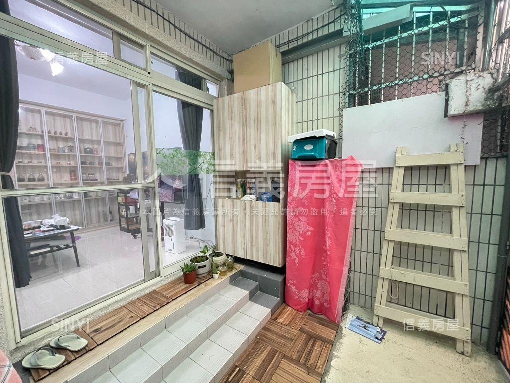 近ＳＯＧＯ一樓美寓房屋室內格局與周邊環境