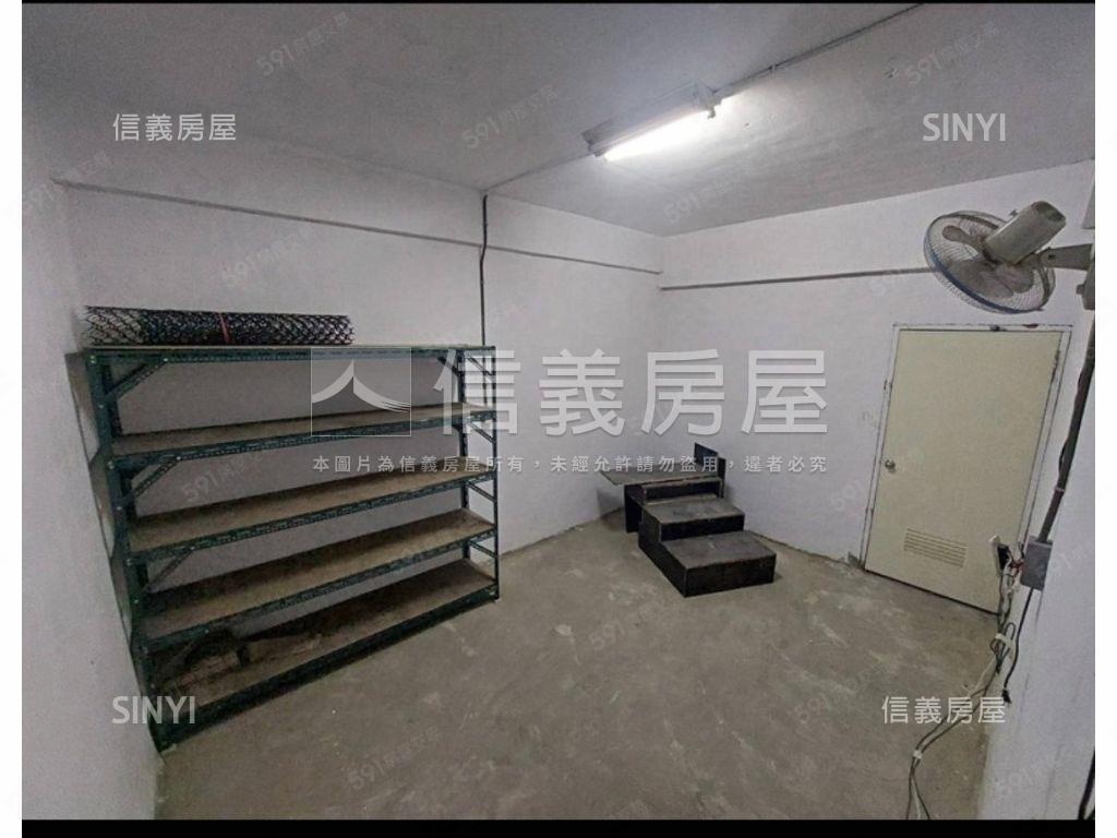 近ＳＯＧＯ一樓美寓房屋室內格局與周邊環境