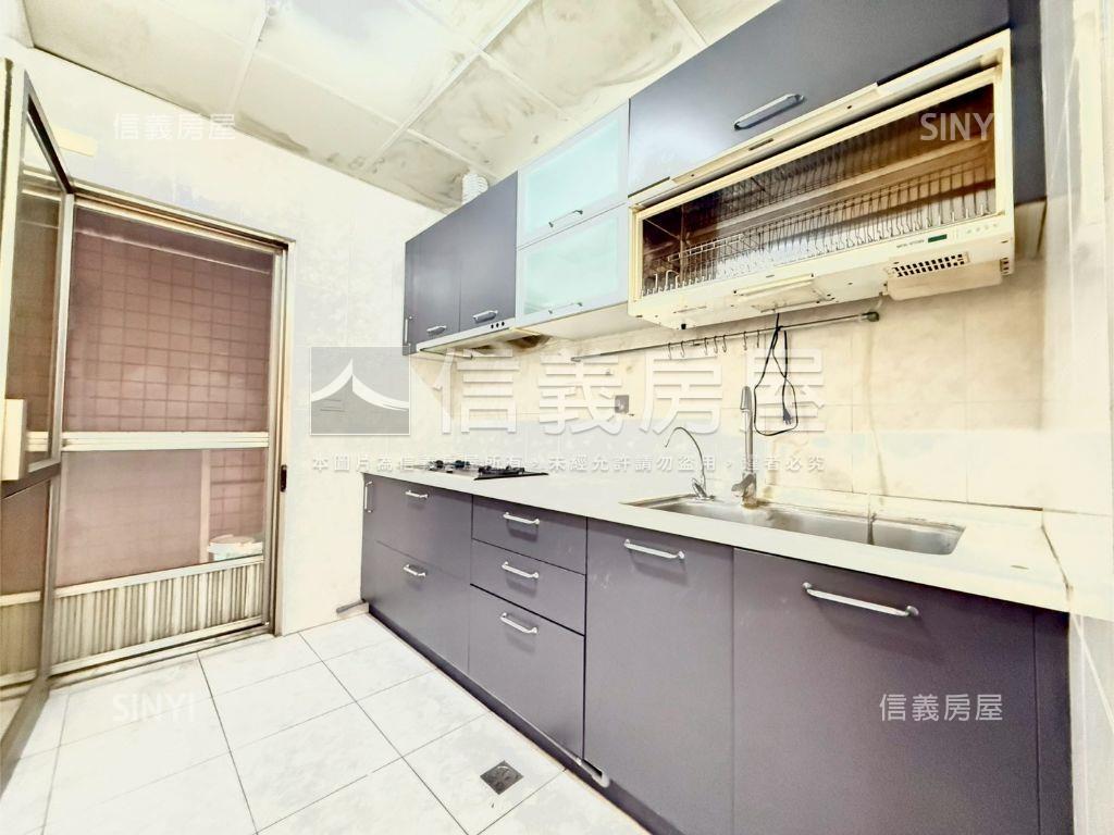 河堤X明誠|採光四房車位房屋室內格局與周邊環境