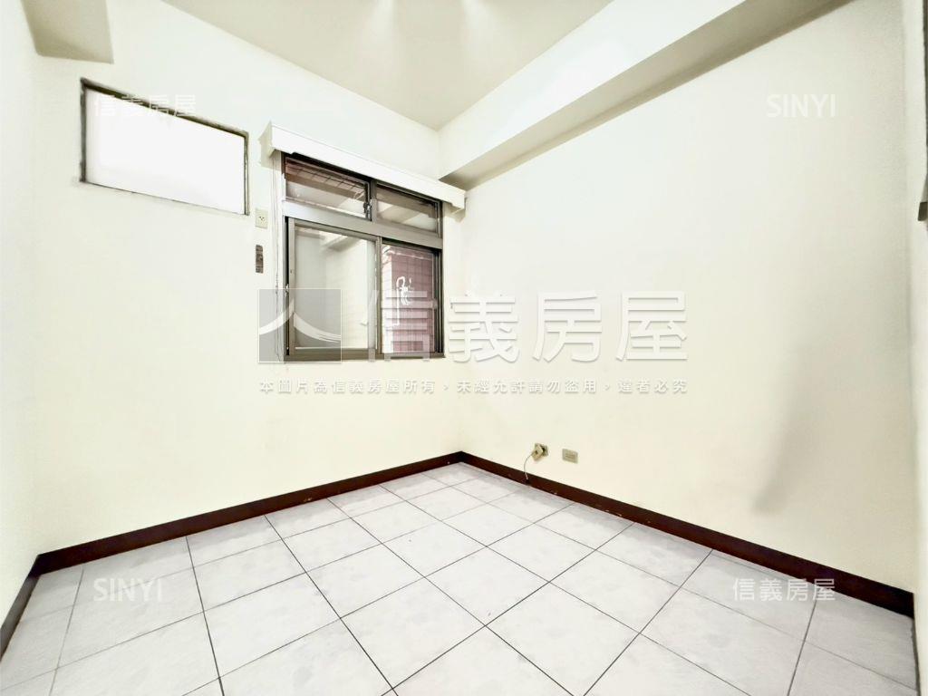 河堤X明誠|採光四房車位房屋室內格局與周邊環境
