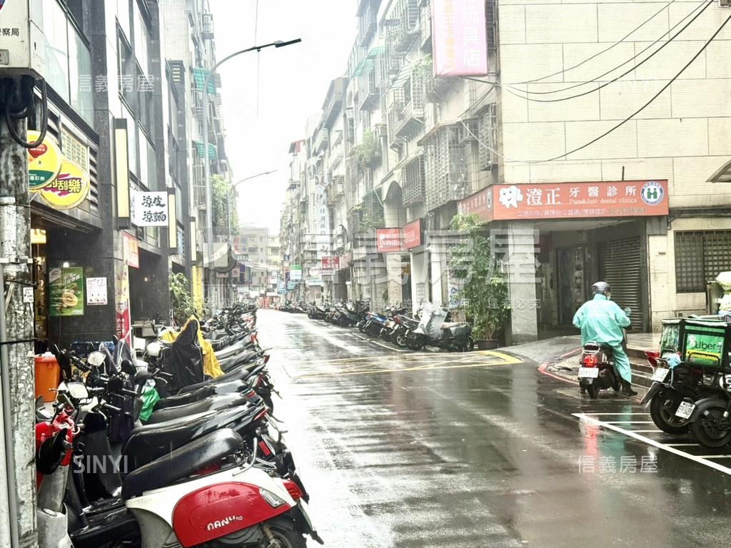 內湖黃金鬧區店面房屋室內格局與周邊環境