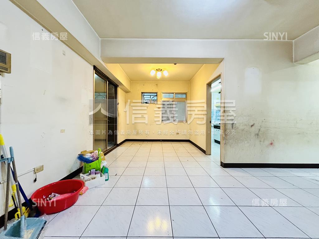 吉祥大園三房車位房屋室內格局與周邊環境