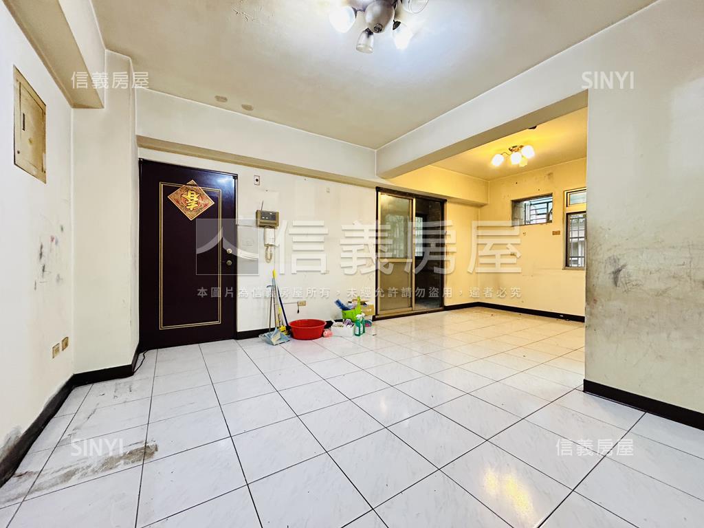 吉祥大園三房車位房屋室內格局與周邊環境