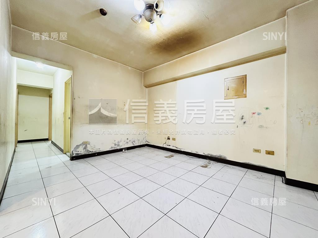 吉祥大園三房車位房屋室內格局與周邊環境