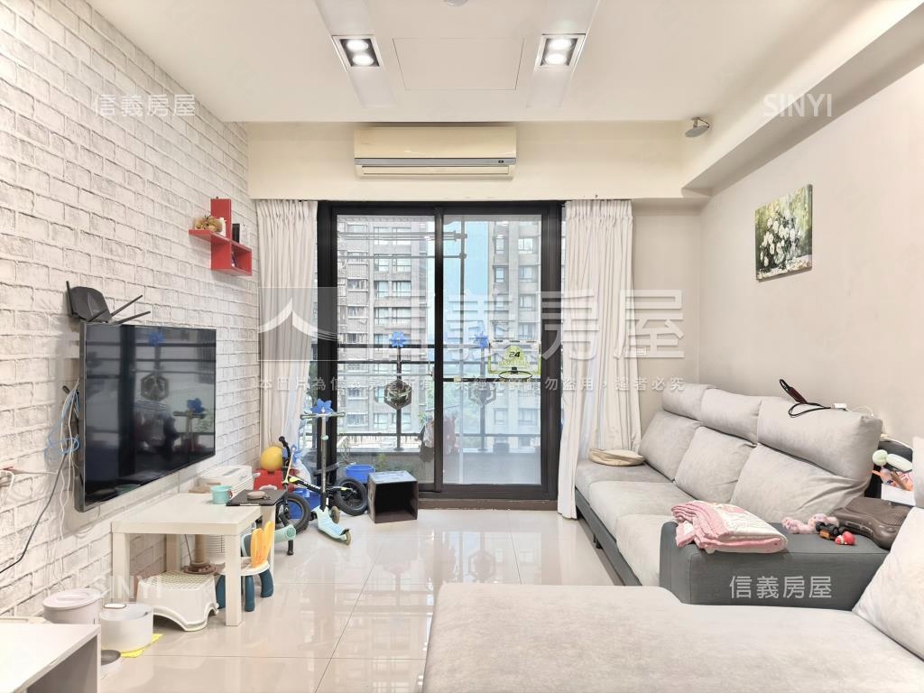 高鐵｜富宇水花園３房房屋室內格局與周邊環境