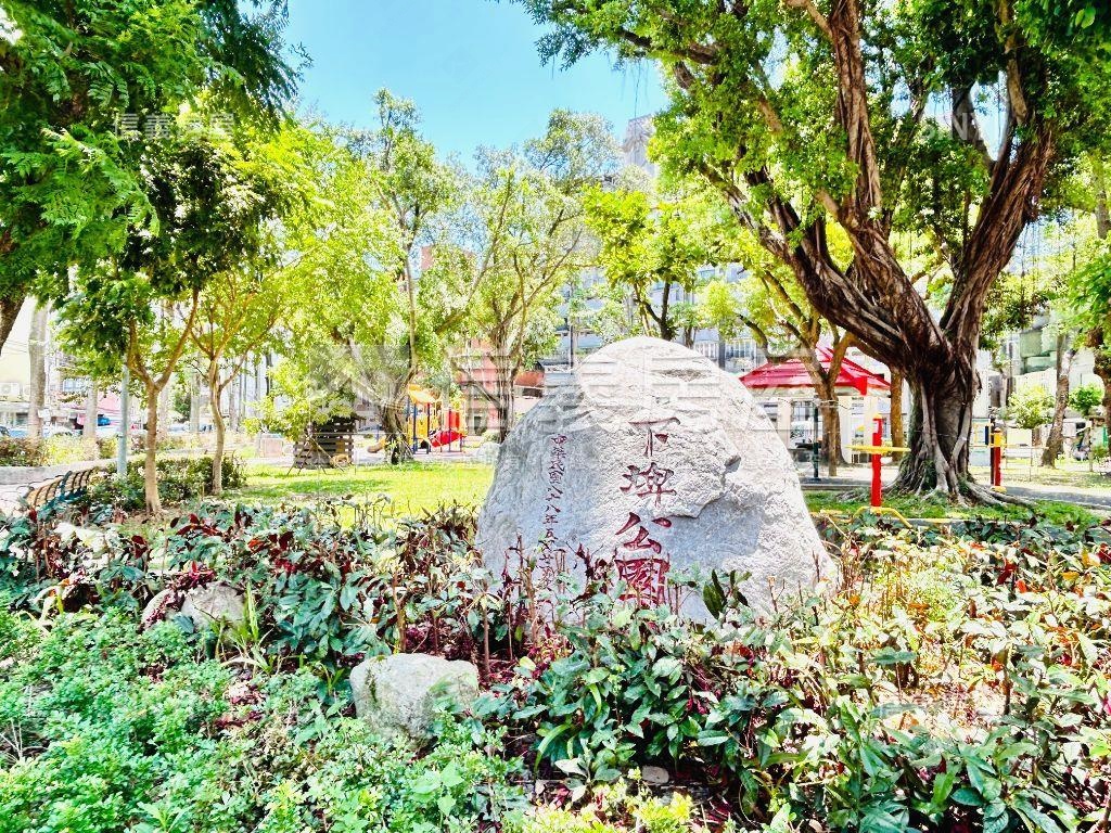 【嚴選】面公園綠蔭金店面房屋室內格局與周邊環境