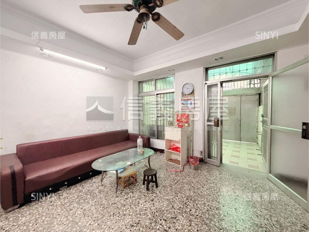 超強！活路有車庫１樓公寓房屋室內格局與周邊環境